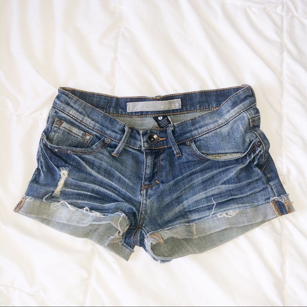 Refuge denim cuffed rip mini shorts size 1 or 0